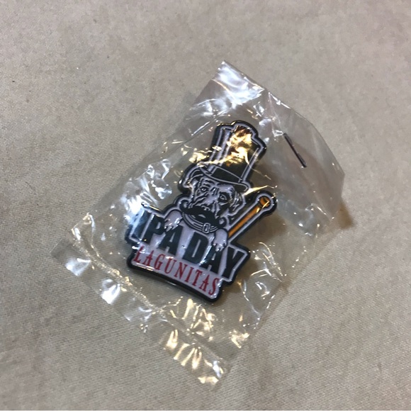 FREE * NEW Lagunitas Fun Dog IPA Day Pin NIP Rare Holiday Alcohol Celebrate Beer - Picture 3 of 4